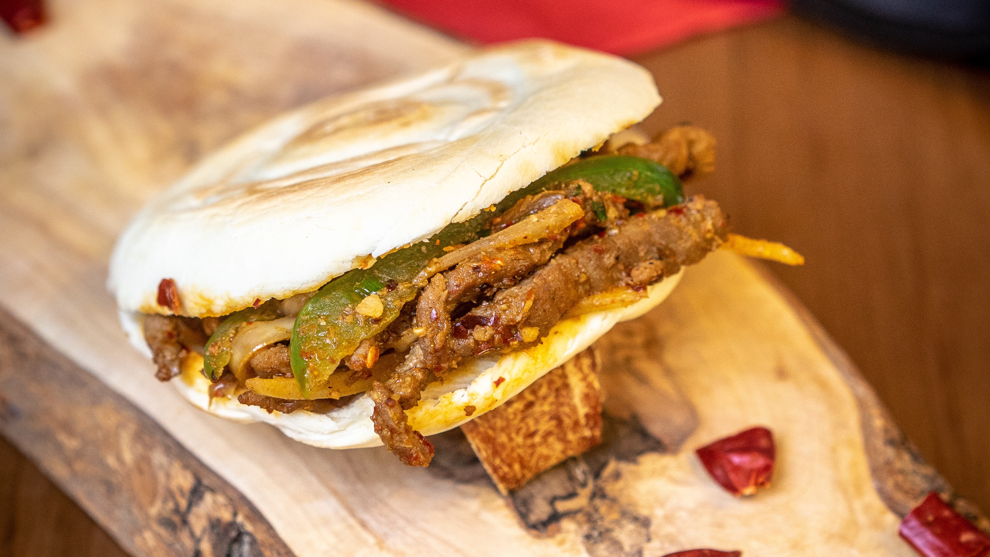 Cumin Beef Bun(孜然牛肉夹馍）