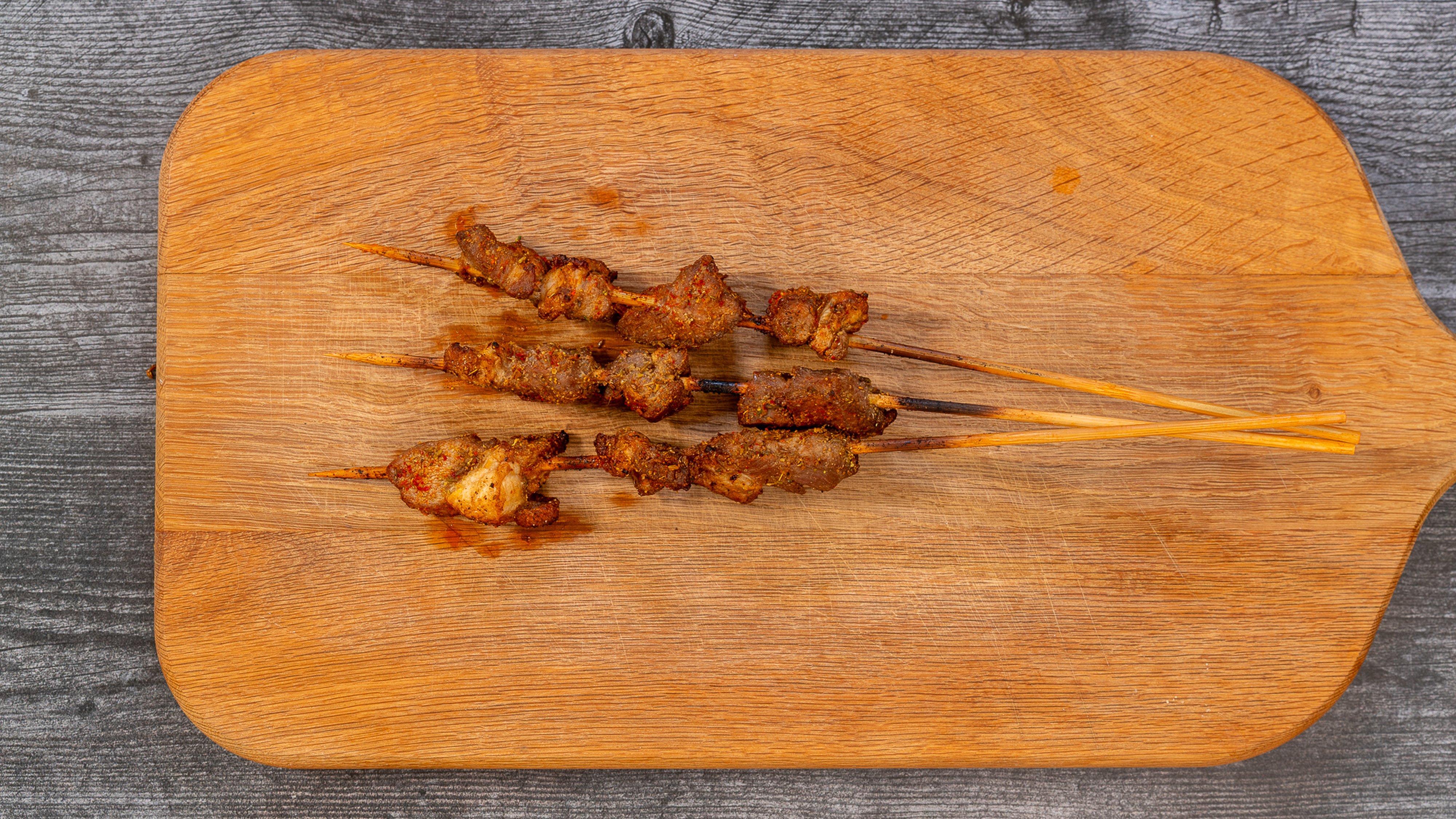 Lamb Kebabs （新疆红柳羊肉串）