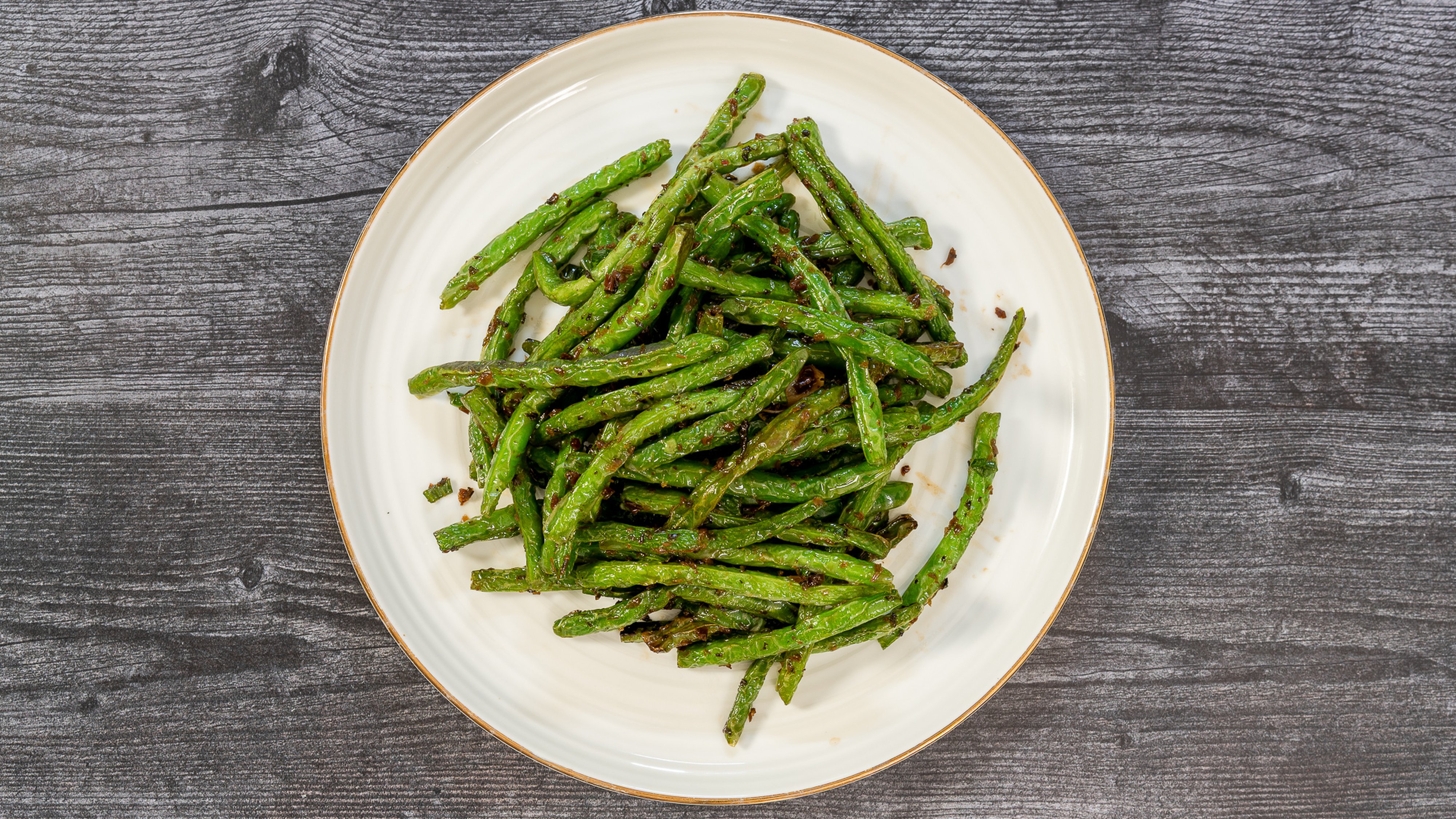 Stir-Fried Green Bean Sichuan Style （干煸四季豆）